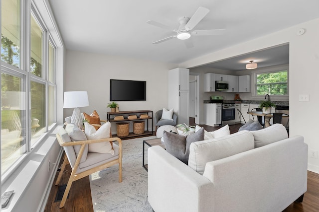 3018 Creekwood Dr, Nashville, TN 37207 - photo 4