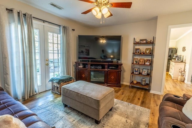 1699 Burnt Oak Dr Unit 195, Dalton, GA 30721 - living area with wood finished floors and a ceiling fan