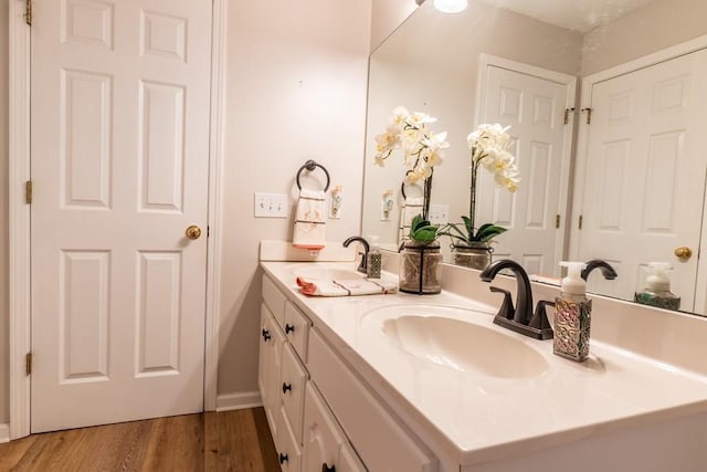 1699 Burnt Oak Dr Unit 195, Dalton, GA 30721 - bathroom featuring double vanity and wood finished floors