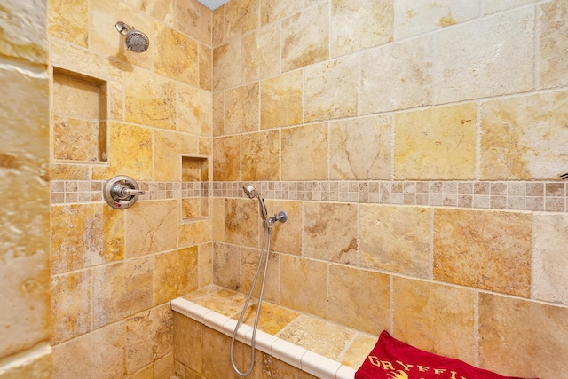 997 W 12th St, Chickamauga, GA 30707 - bathroom featuring a tile shower