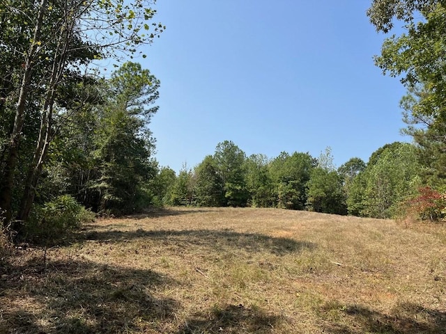 211 Little House Rd, Camden, TN 38320