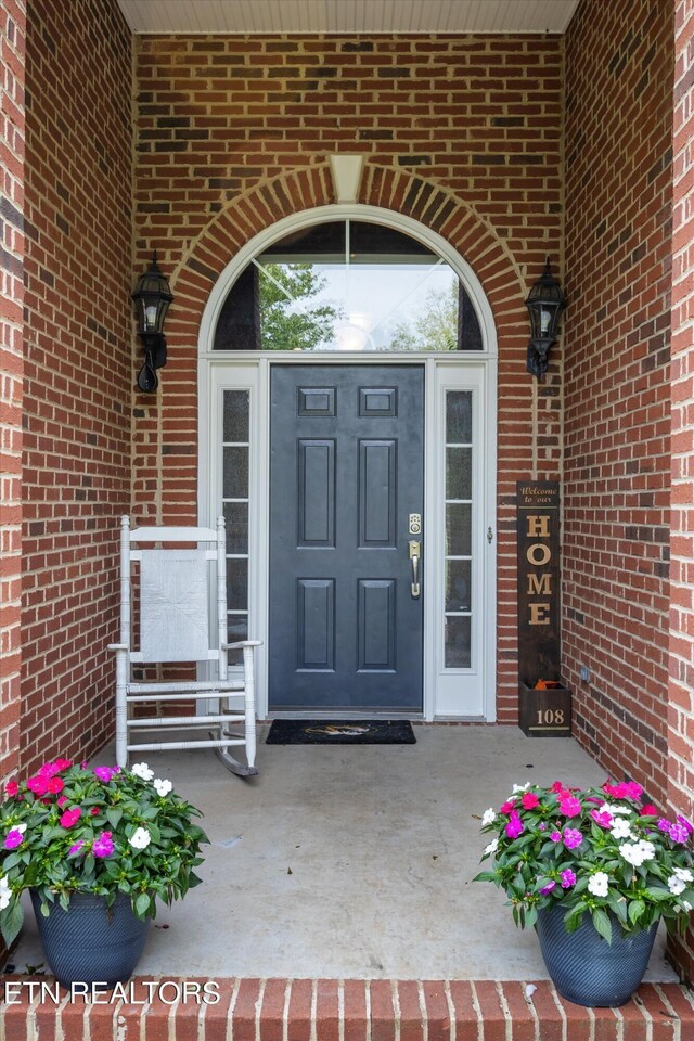 108 Center Park Ln, Oak Ridge, TN 37830 - entrance to property featuring brick siding