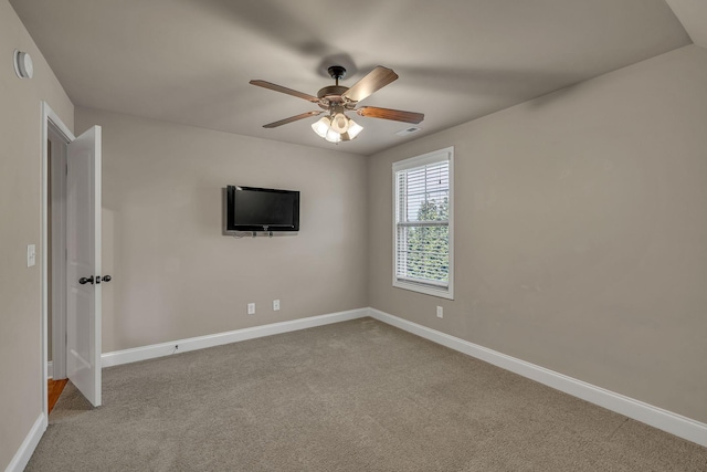 122 Ridgebend Dr, Murfreesboro, TN 37128 - empty room with carpet, ceiling fan, and a smoke detector