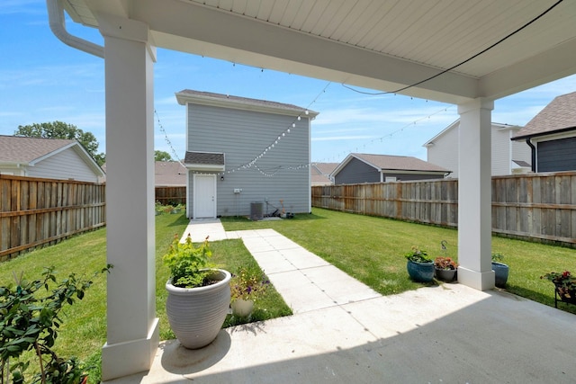 373 Hammock Ln, Spring Hill, TN 37174 - fenced backyard featuring a patio area
