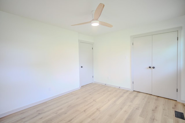 445 High Point Rd, Clarksville, TN 37042 - unfurnished bedroom featuring light wood-style flooring, a closet, and ceiling fan