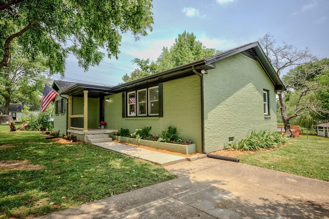 445 High Point Rd, Clarksville, TN 37042 - view of front of home featuring a front yard and brick siding