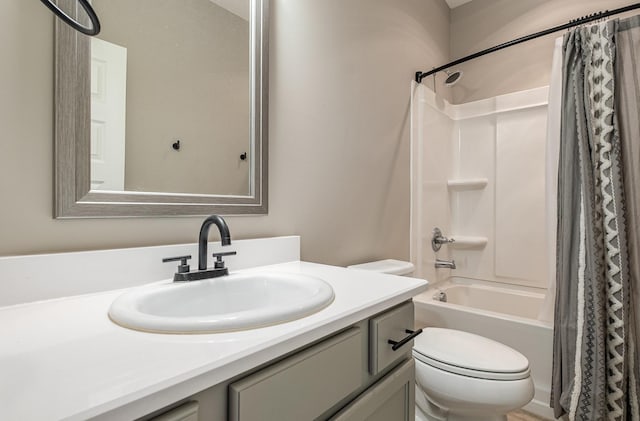 2050 Beamon Dr, Franklin, TN 37064 - bathroom featuring vanity and shower / bath combo with shower curtain