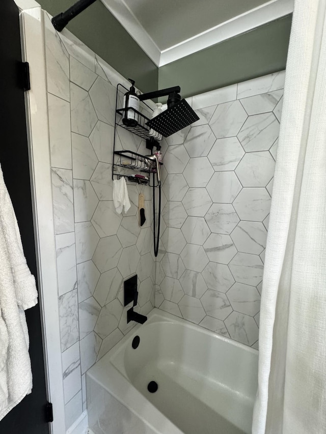 625 College Ave E, Carthage, TN 37030 - bathroom with shower / bath combo with shower curtain