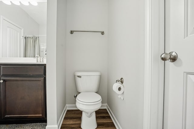 427 Rick Mccormick Dr, La Vergne, TN 37086 - full bath with wood finished floors, vanity, and curtained shower
