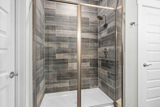 108 Hummingbird Way, Clarksville, TN 37043 - full bathroom featuring a shower stall