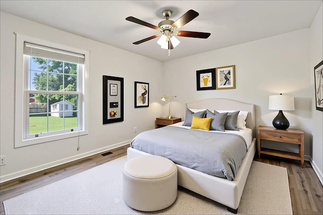 853 Hornbuckle Rd, Clarksville, TN 37043 - bedroom featuring wood finished floors and ceiling fan