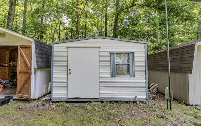 730 Carlew Rd, Waynesboro, TN 38485 - view of shed