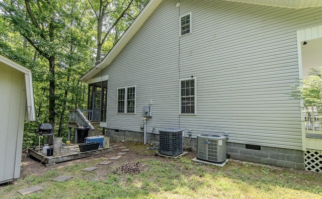 730 Carlew Rd, Waynesboro, TN 38485 - view of side of property with crawl space and a wooden deck
