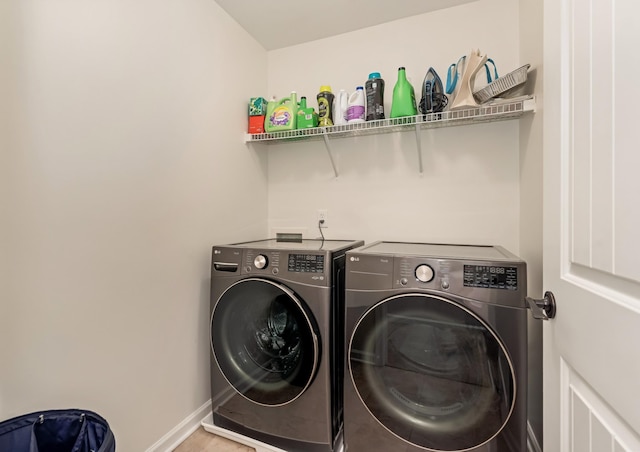 2018 Via Francesco Ct, Spring Hill, TN 37174 - laundry area featuring washer and clothes dryer and baseboards