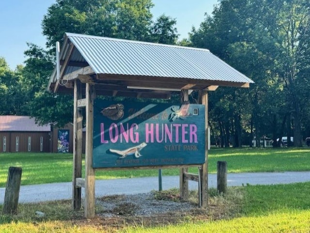 22 Cowan Ct, Mount Juliet, TN 37122 - community sign with a lawn
