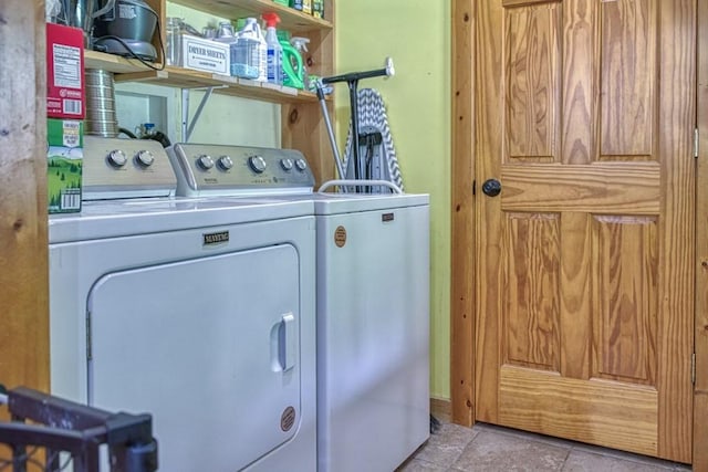 1034 Gaw Branch Rd, Gainesboro, TN 38562 - laundry area featuring independent washer and dryer