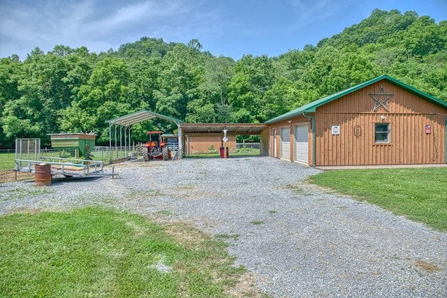 1034 Gaw Branch Rd, Gainesboro, TN 38562 - horse barn with a view of trees