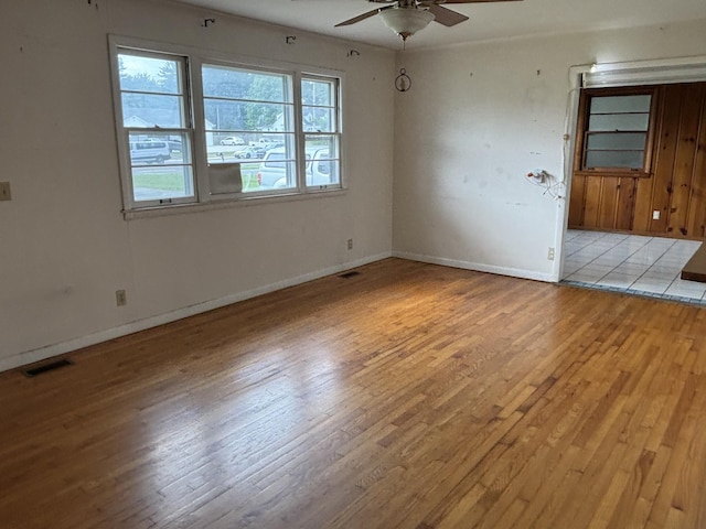 902 Mcarthur St, Manchester, TN 37355 - unfurnished room with light wood-style floors and ceiling fan