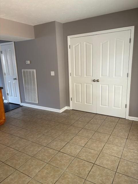 348 Arapaho Dr, Murfreesboro, TN 37128 - empty room featuring light tile patterned floors