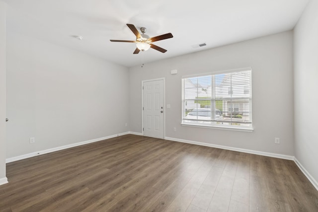 344 Kristen Ct, Columbia, TN 38401 - spare room with ceiling fan, dark wood-type flooring, and a smoke detector