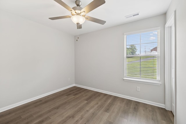 344 Kristen Ct, Columbia, TN 38401 - empty room with wood finished floors and ceiling fan