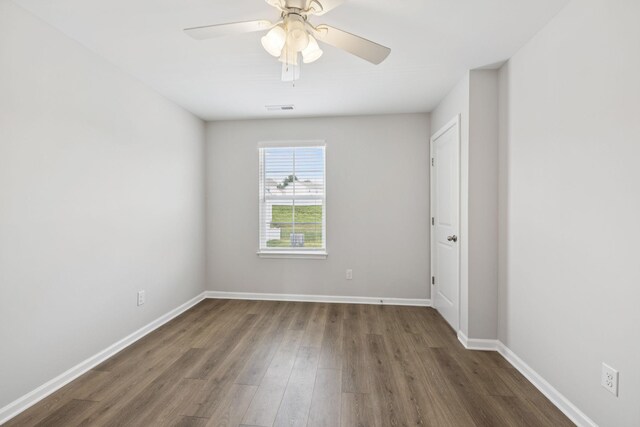 344 Kristen Ct, Columbia, TN 38401 - empty room with wood finished floors and ceiling fan