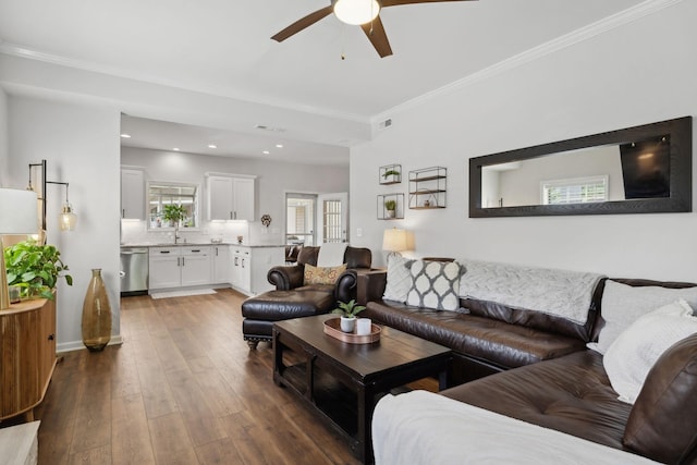 2016 Roderick Cir, Franklin, TN 37064 - living area featuring a ceiling fan, hardwood / wood-style floors, crown molding, and recessed lighting
