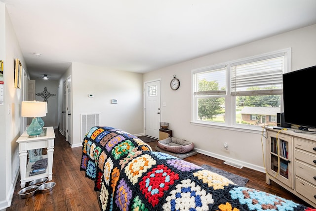 100 Beech St, Columbia, TN 38401 - living room featuring dark wood-type flooring and baseboards