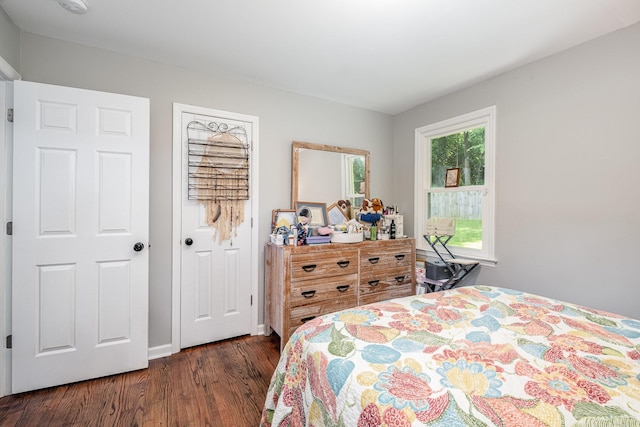 100 Beech St, Columbia, TN 38401 - bedroom featuring dark wood-style floors