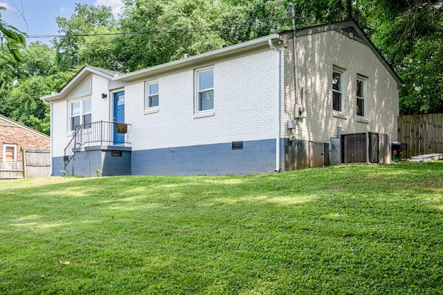 100 Beech St, Columbia, TN 38401 - rear view of house featuring crawl space and brick siding