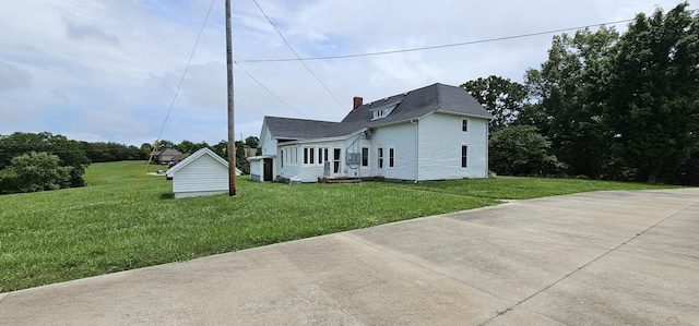 315 Seven Mile Ferry Rd, Cunningham, TN 37052 - view of home's exterior with a lawn
