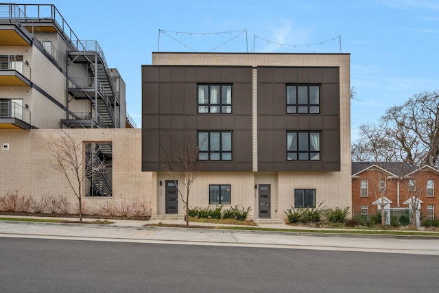 705 27th Ave N, Nashville, TN 37208 - view of apartment building / complex