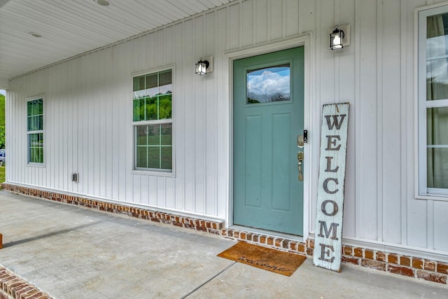 94 Hickory Ridge Ln, Woodbury, TN 37190 - entrance to property featuring covered porch