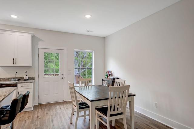 94 Hickory Ridge Ln, Woodbury, TN 37190 - dining space featuring light wood finished floors and recessed lighting