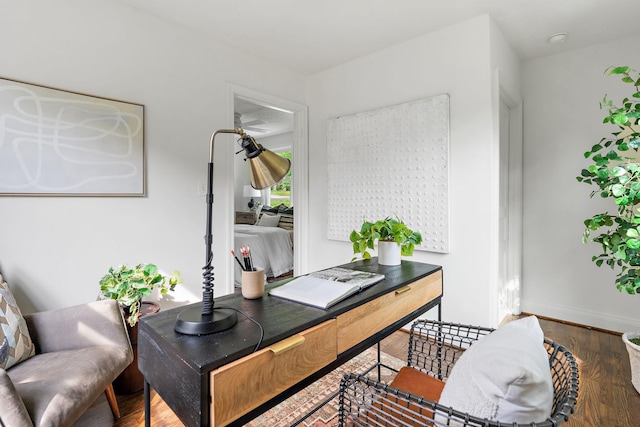 1203 Ardee Ave, Nashville, TN 37216 - office featuring wood finished floors and baseboards