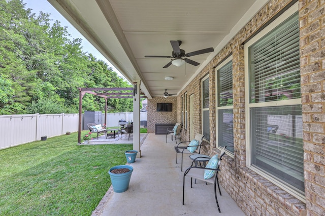 1655 Burrows Ave, Murfreesboro, TN 37129 - fenced backyard featuring ceiling fan, a patio, and a storage unit