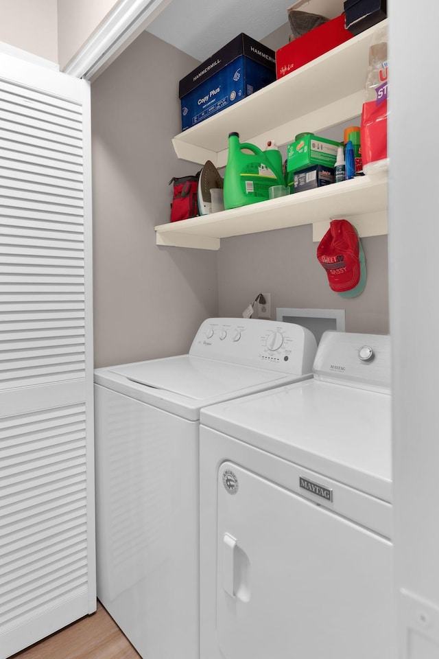 259 Mayflower Ln N, Madison, TN 37115 - laundry area featuring separate washer and dryer and light wood-style flooring