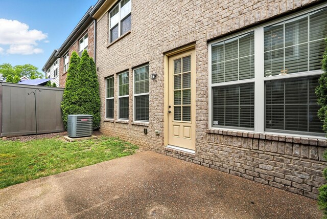 913 Silkwood Cir, Nashville, TN 37221 - photo 8