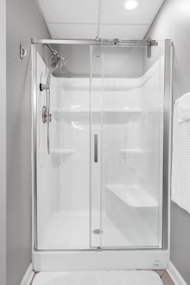 1250 Ed Seay Gregory Ln, Hartsville, TN 37074 - full bathroom featuring a stall shower