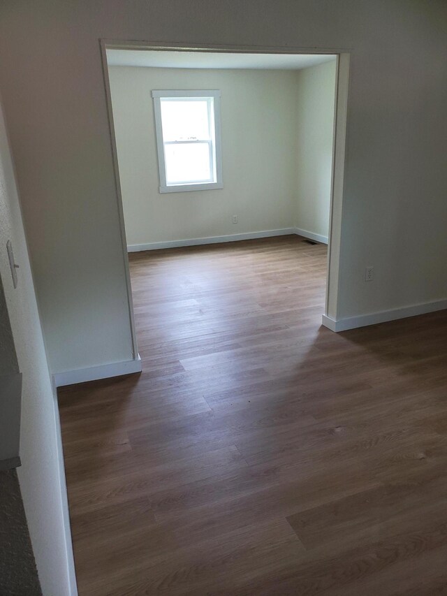 1171 5th St, Jellico, TN 37762 - unfurnished room featuring baseboards and wood finished floors