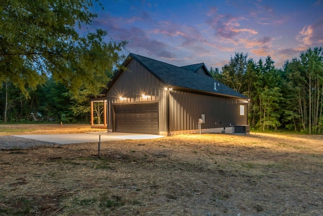 4106 Asbury Rd, Manchester, TN 37355 - garage with driveway