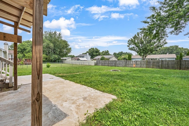 3405 Polly Dr, Clarksville, TN 37042 - fenced backyard with a patio