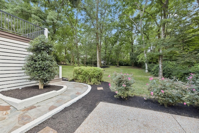 1060 Wilshire Way, Brentwood, TN 37027 - view of green lawn featuring view of wooded area
