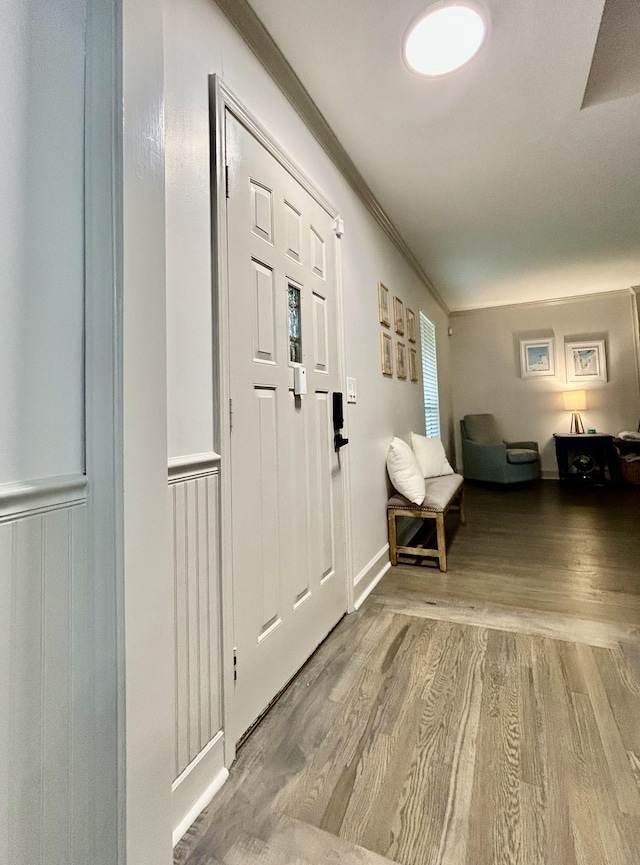 1307 Tomahawk Trce, Murfreesboro, TN 37129 - entryway featuring crown molding and wood finished floors