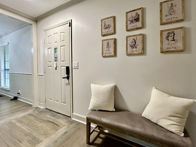 1307 Tomahawk Trce, Murfreesboro, TN 37129 - foyer entrance with wood finished floors and crown molding