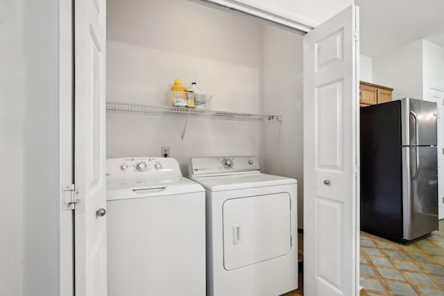 1438 Brighton Cir, Old Hickory, TN 37138 - laundry area with washing machine and dryer