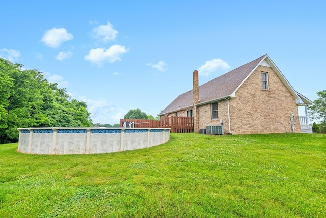2430 Underwood Rd, Cunningham, TN 37052 - view of grassy yard featuring an outdoor pool