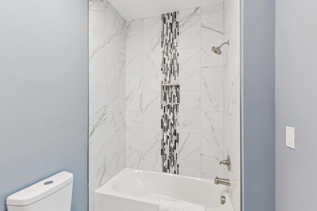148 Quita Cir, Lebanon, TN 37087 - bathroom with toilet and bathtub / shower combination