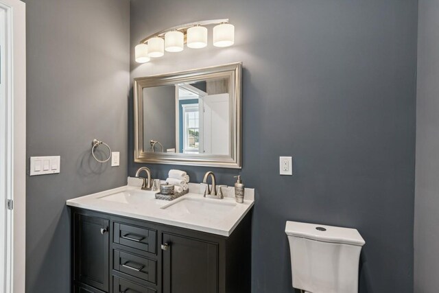 148 Quita Cir, Lebanon, TN 37087 - bathroom with double vanity and toilet