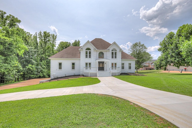 1202 Willow Brook Pass, Mount Juliet, TN 37122 - view of front of home with a shingled roof, driveway, and a front yard
